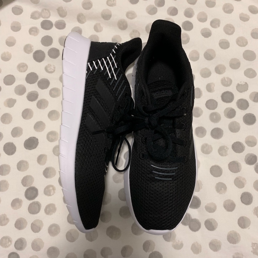 Adidas Asweerun sneakers